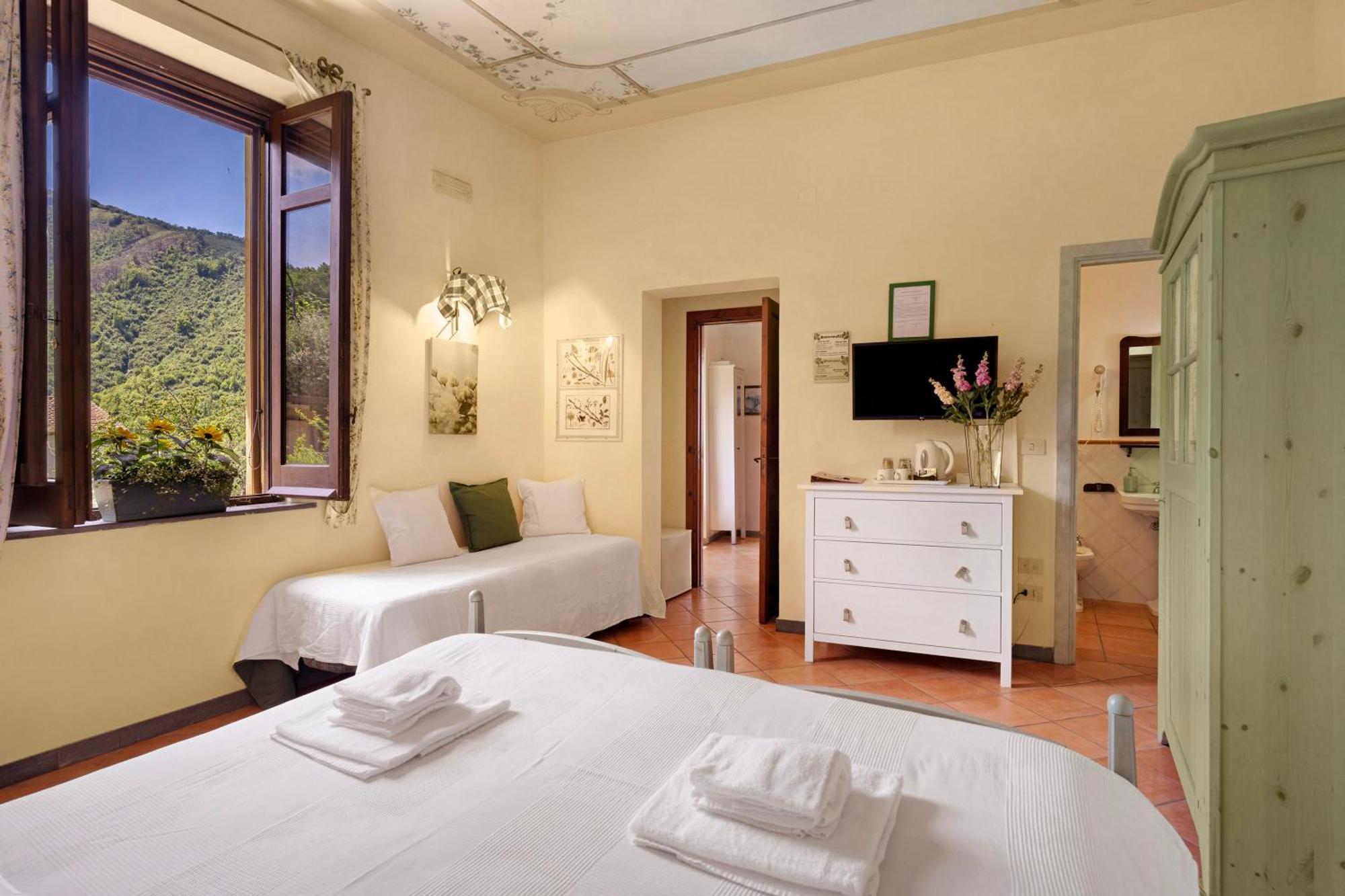 Barone Antonio Negri Farm stay *